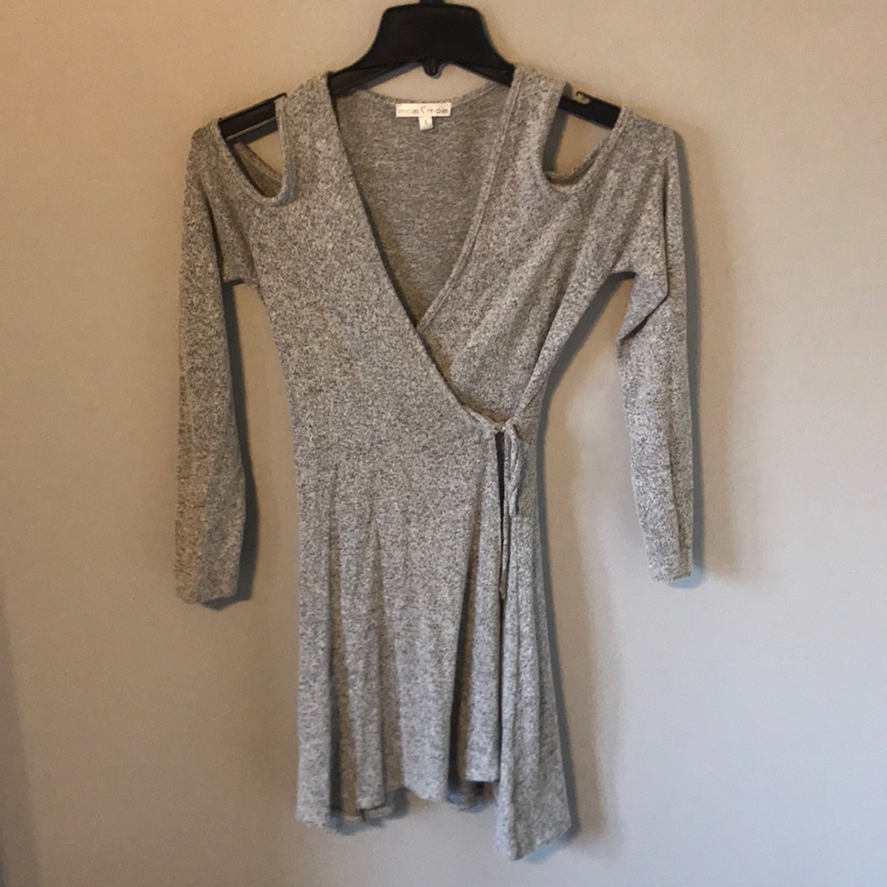 Moa Moa cold shoulder wrap dress